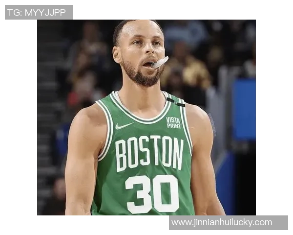 张佳玮解析库里魔球魅力科尔战术智慧超越米奇对文班的运用 张佳玮解析库里魔球魅力科尔战术智慧超越米奇对文班的运用